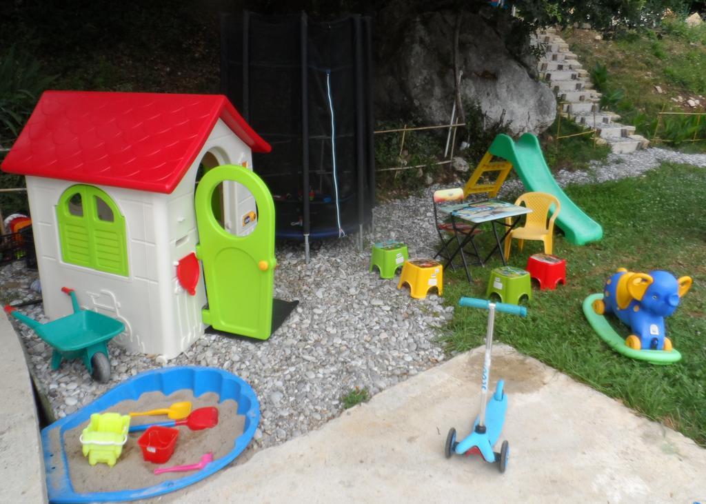 Pataki Guesthouse Petrovac Luaran gambar