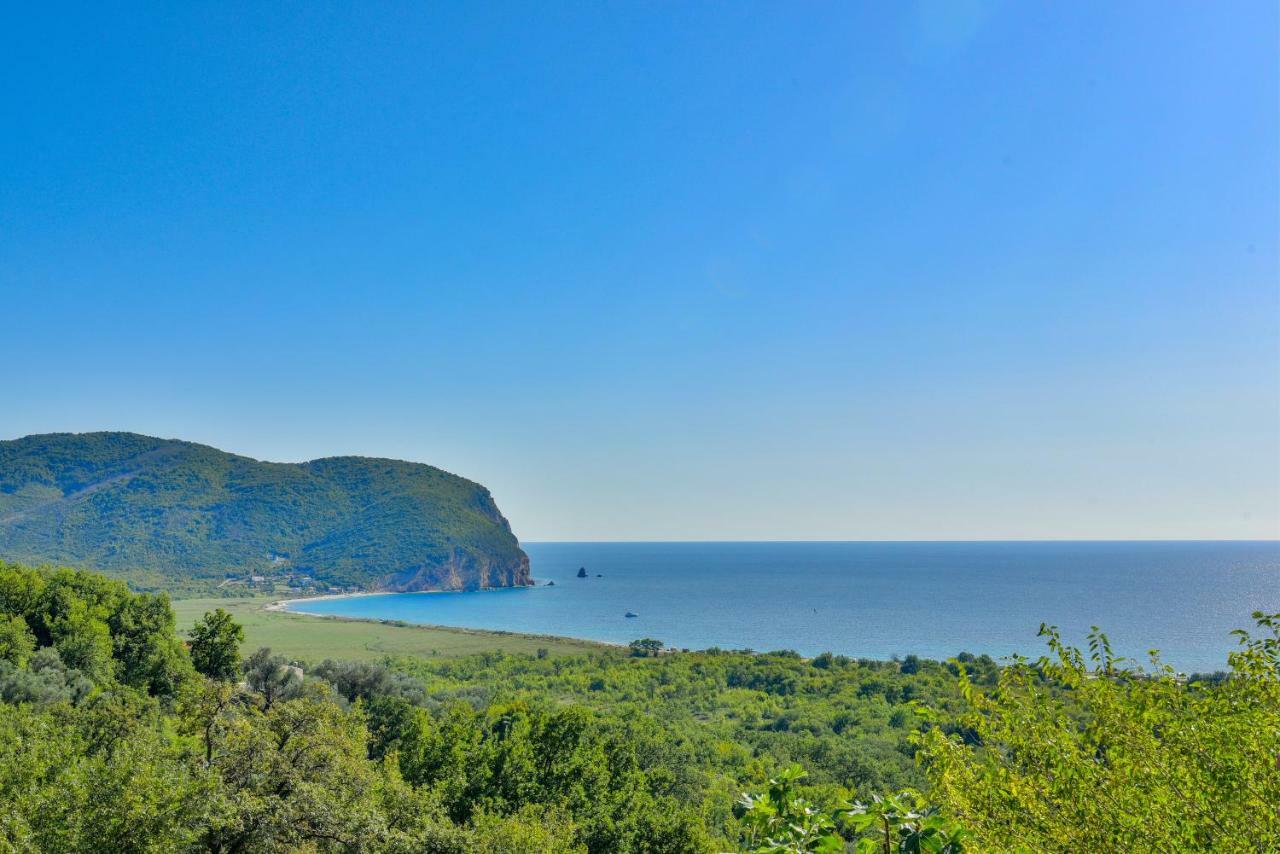 Pataki Guesthouse Petrovac Luaran gambar