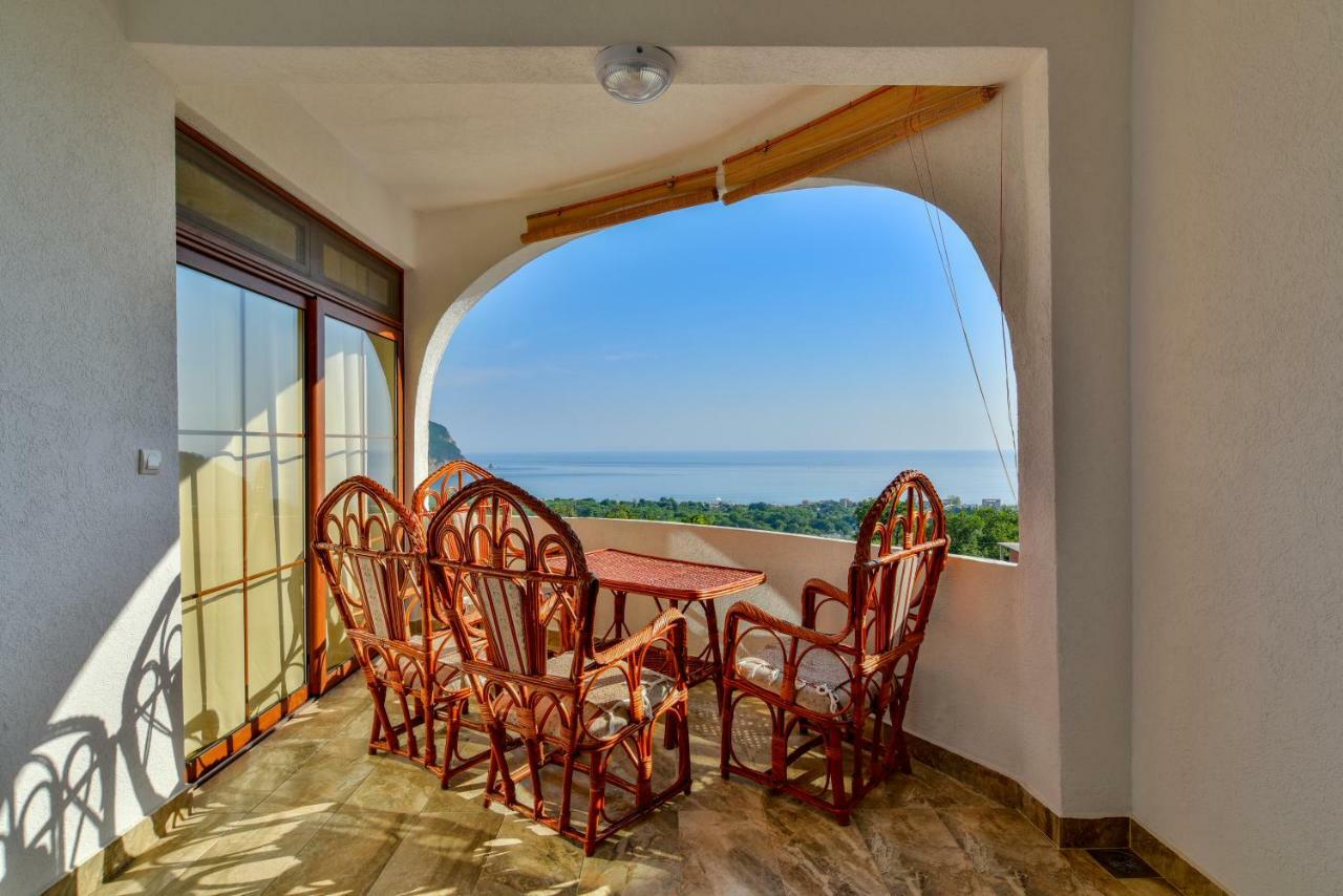Pataki Guesthouse Petrovac Luaran gambar
