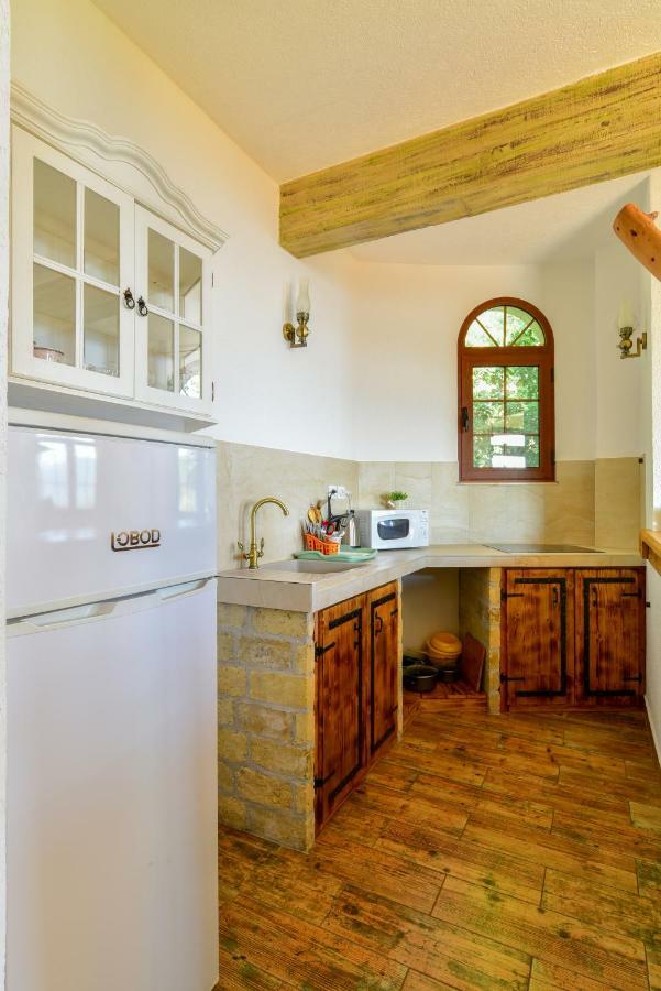 Pataki Guesthouse Petrovac Luaran gambar