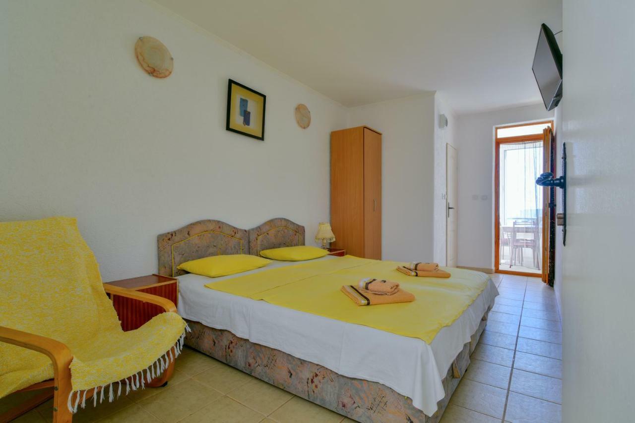 Pataki Guesthouse Petrovac Luaran gambar