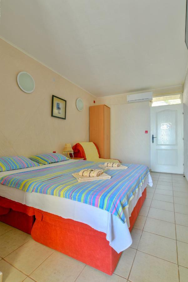 Pataki Guesthouse Petrovac Luaran gambar