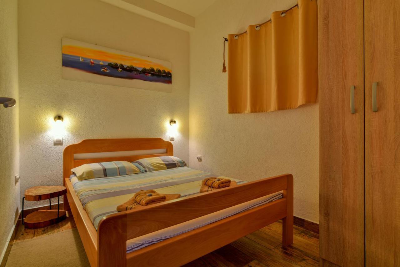 Pataki Guesthouse Petrovac Bilik gambar